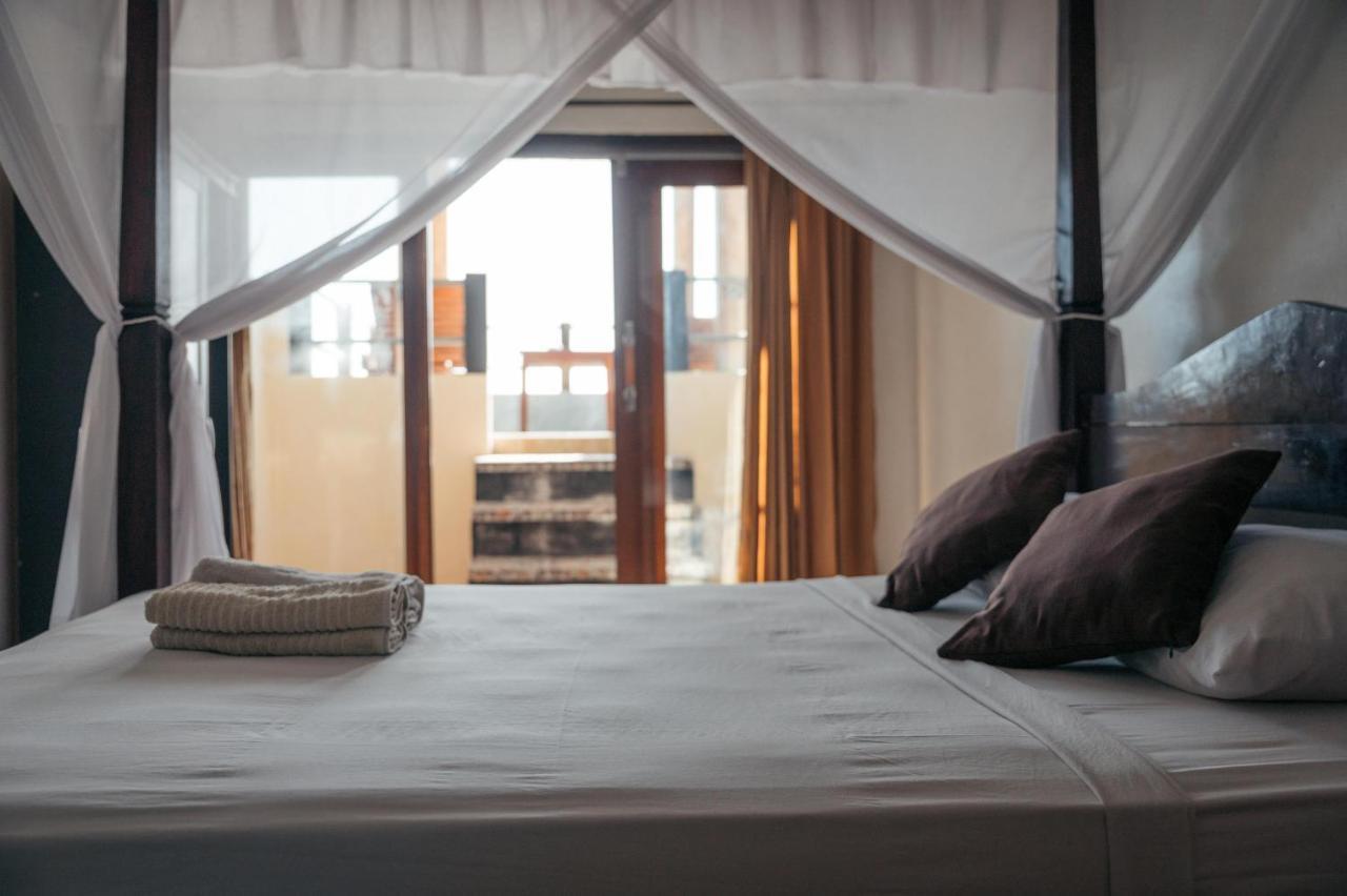 Bukit Indah Homestay อาเม็ด ภายนอก รูปภาพ