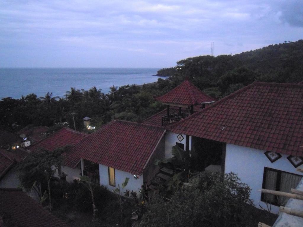 Bukit Indah Homestay อาเม็ด ภายนอก รูปภาพ