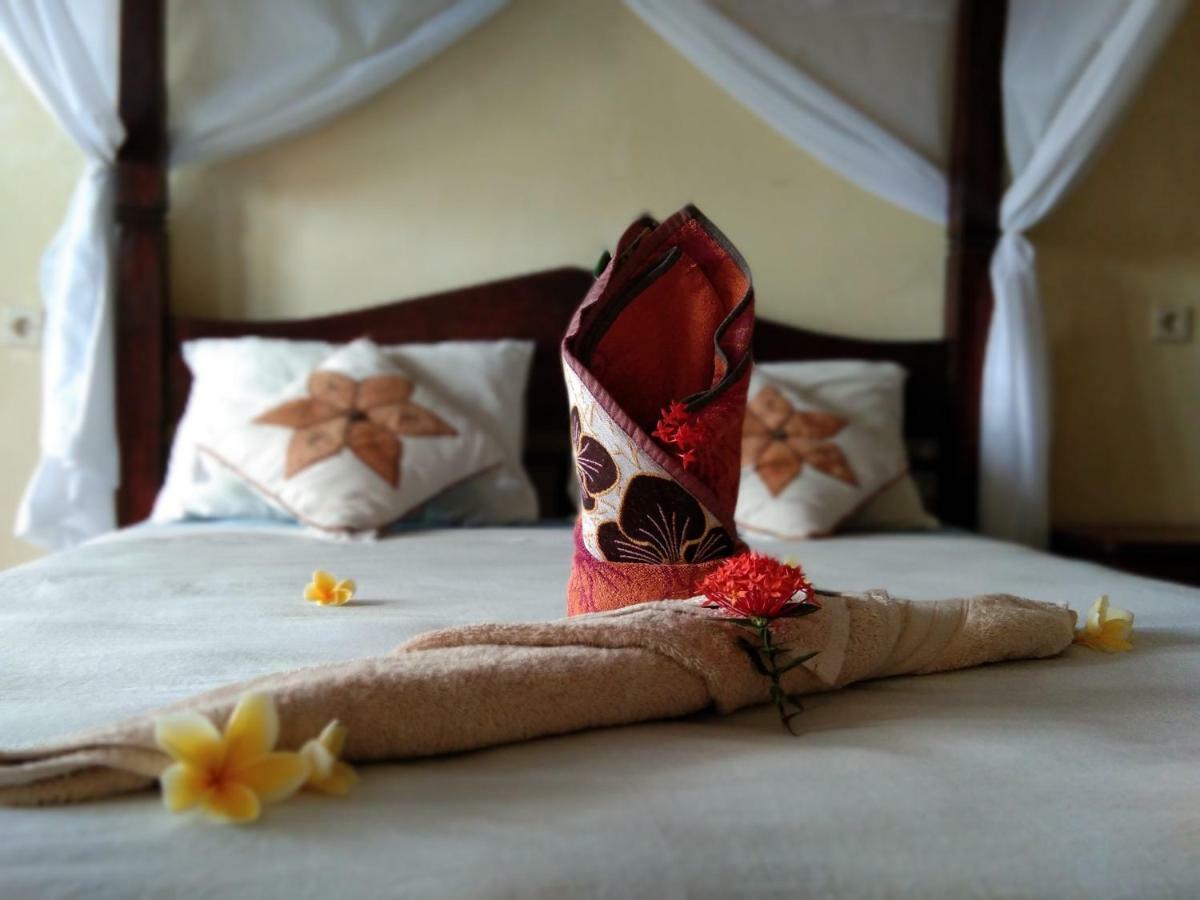 Bukit Indah Homestay อาเม็ด ภายนอก รูปภาพ